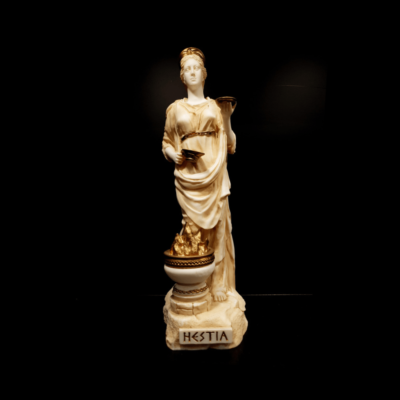 statues-hestia-alabaster